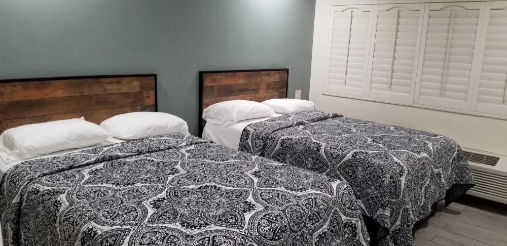 Hollywood Park Motel